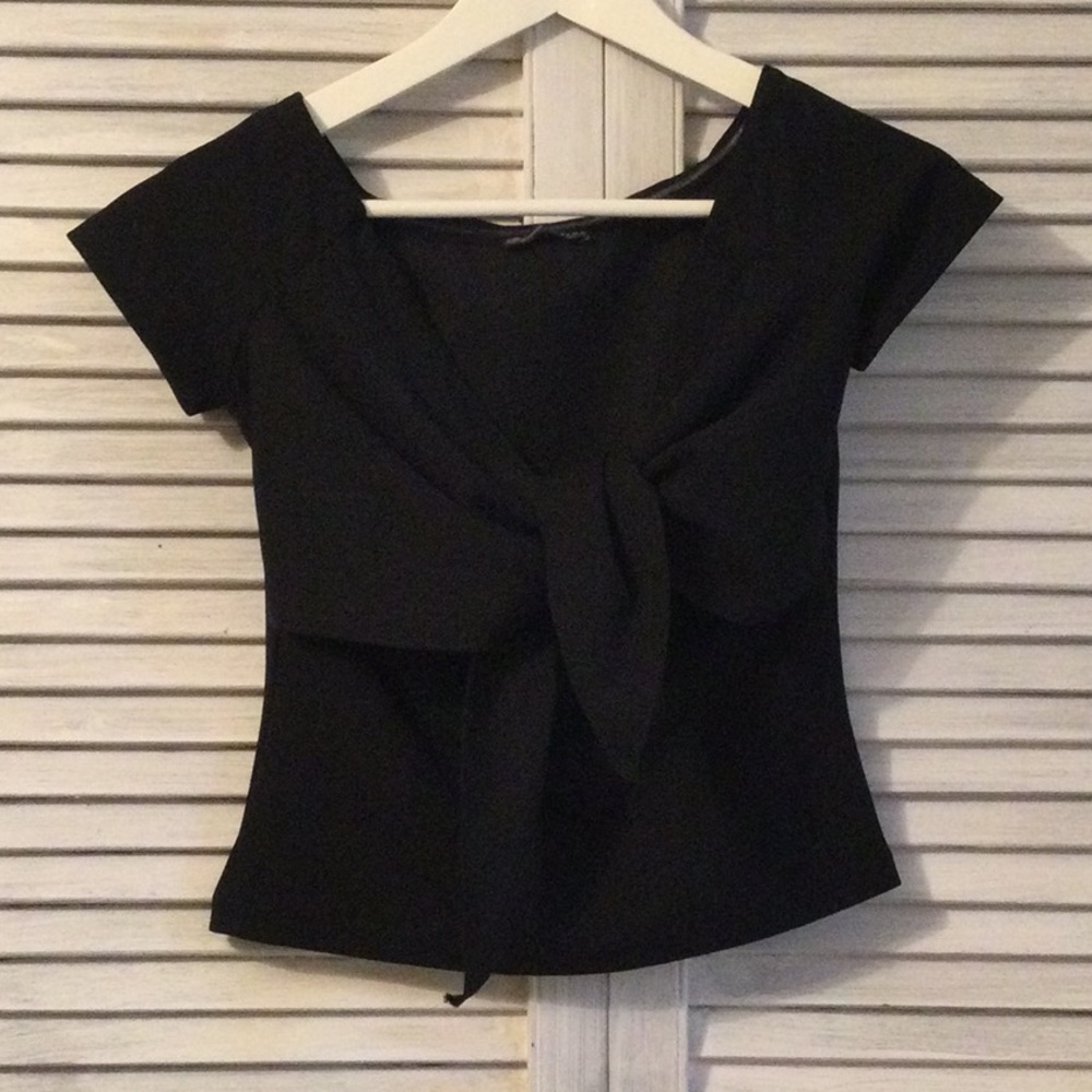 Zara top with tie on the front